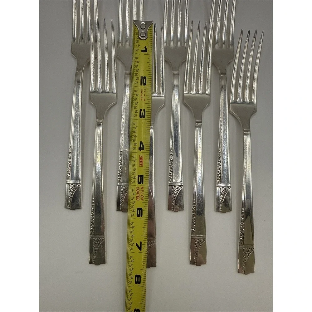 Nobility Plate Caprice 8 Dinner Forks Silverplate Flatware Oneida Flatware 7.5